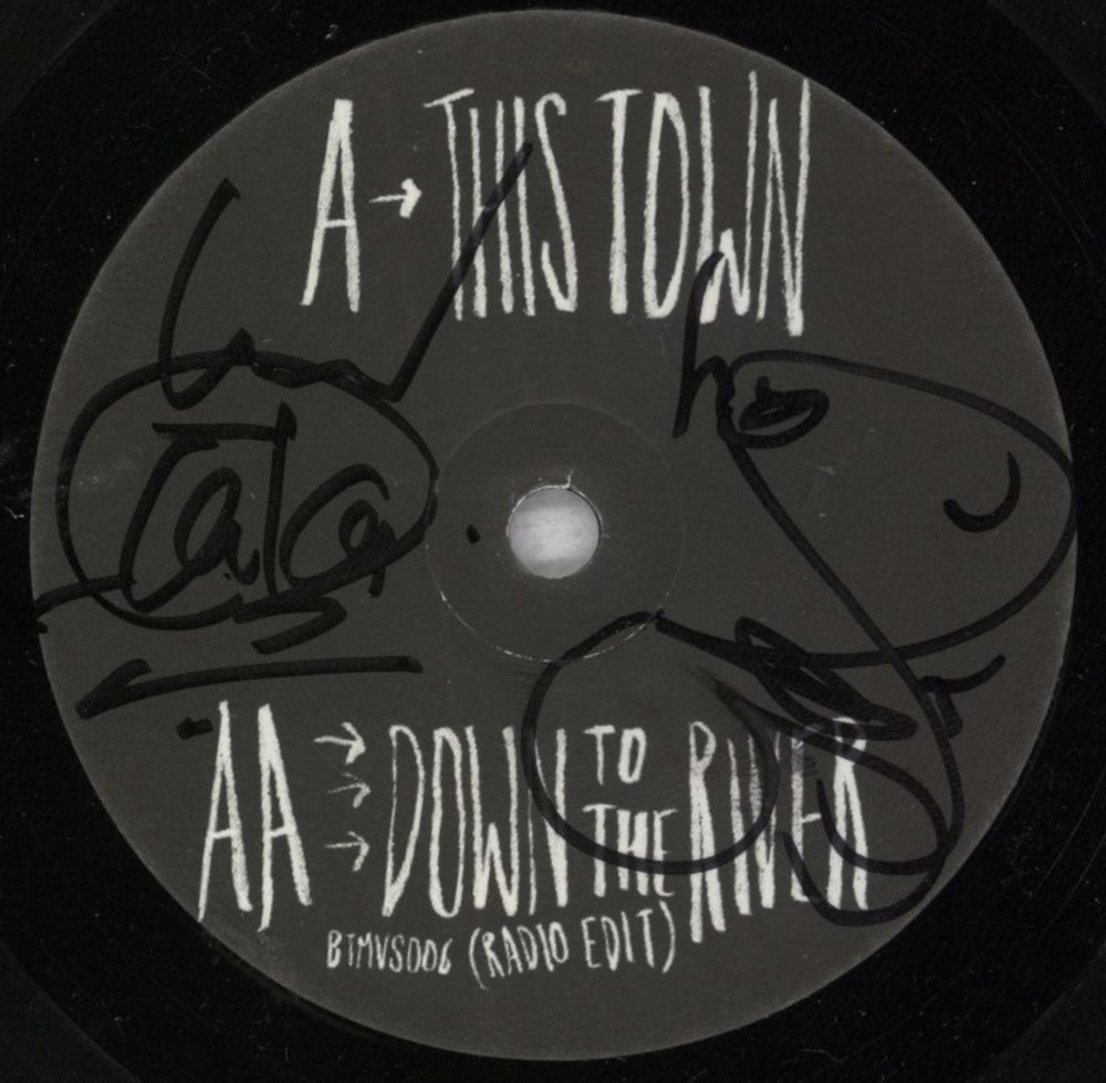 Feeder This Town - Autographed UK 7" vinyl single (7 inch record / 45) FEE07TH833066