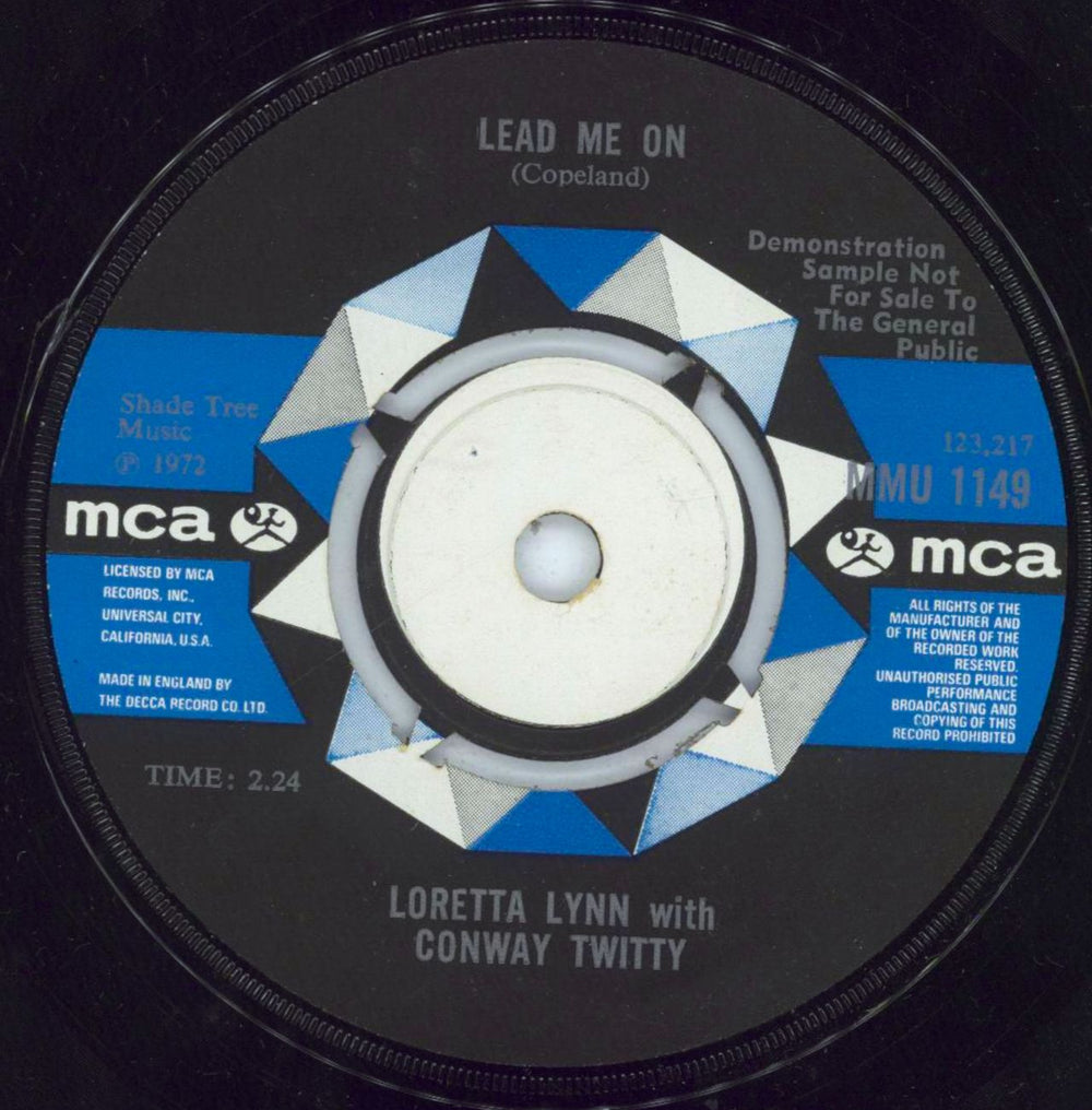 Loretta Lynn One's On The Way UK Promo 7" vinyl single (7 inch record / 45)