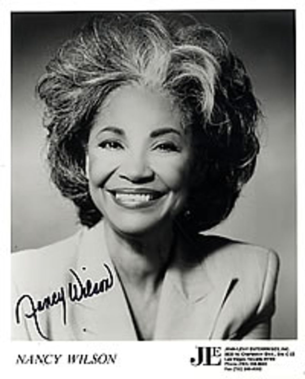 Nancy Wilson (Jazz) Autographed Smiling Publicity Photograph US Promo photograph SIGNED PHOTO