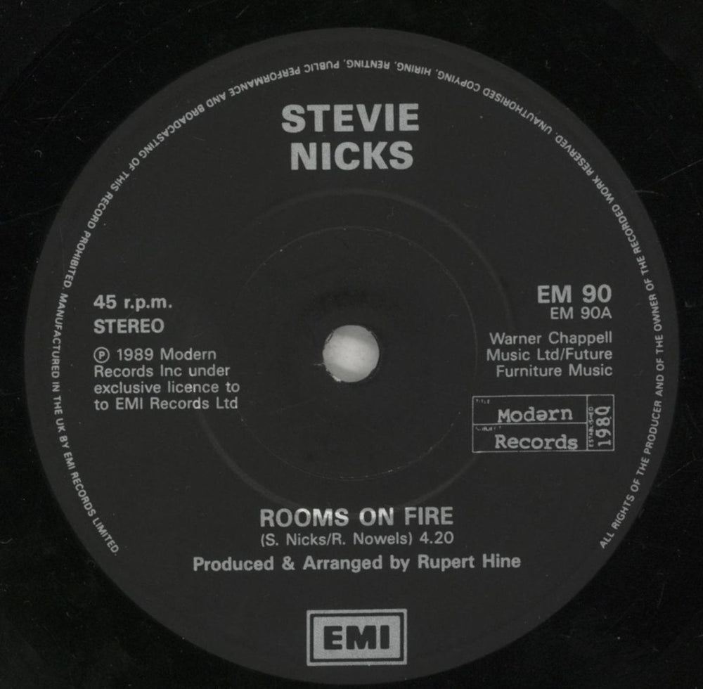Stevie Nicks Rooms On Fire - Solid UK 7" vinyl single (7 inch record / 45) NIC07RO666647