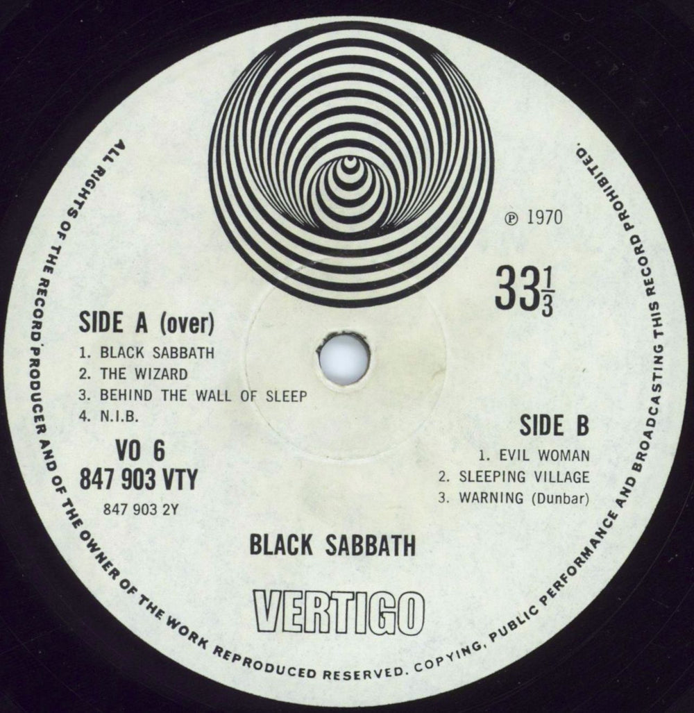 Black Sabbath Black Sabbath - 2nd (b) - VG UK vinyl LP album (LP record) BLKLPBL809262