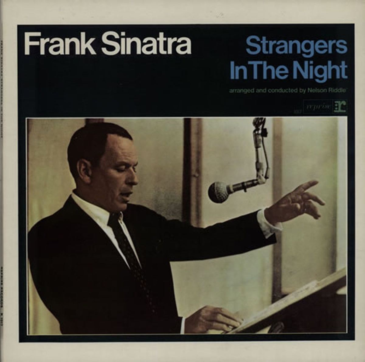 frank-sinatra-strangers-in-the