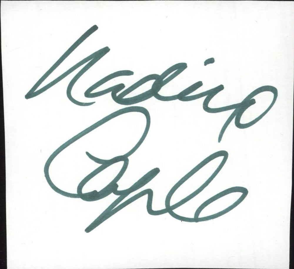 Girls Aloud Autograph UK memorabilia AUTOGRAPH