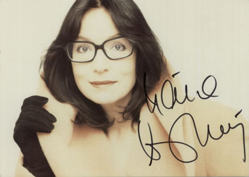 Nana Mouskouri Classique - Autographed UK photograph SIGNED PHOTOCARD