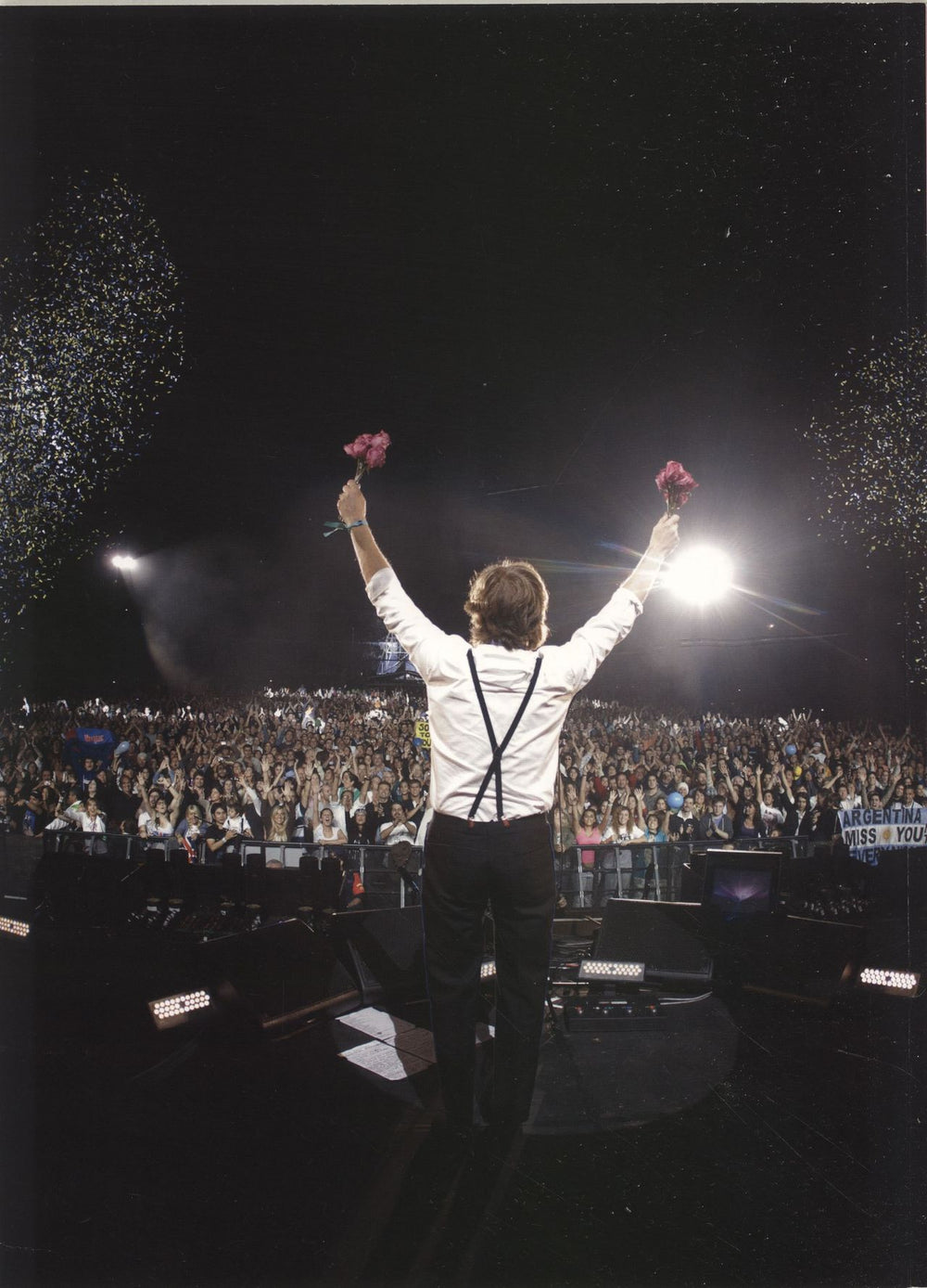 Paul McCartney and Wings Out There Tour 2013 Japanese tour programme MCCTROU699800