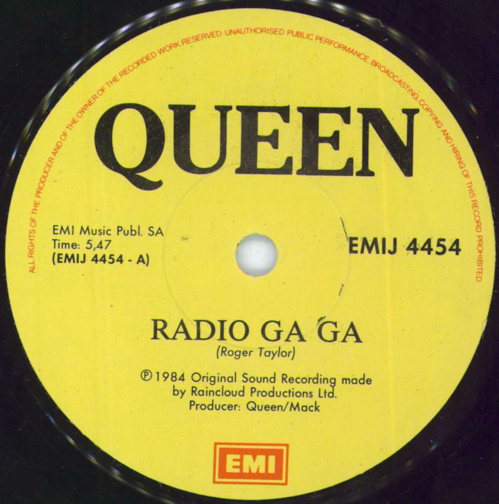 Queen Radio Ga Ga South African 7" vinyl single (7 inch record / 45) QUE07RA802629