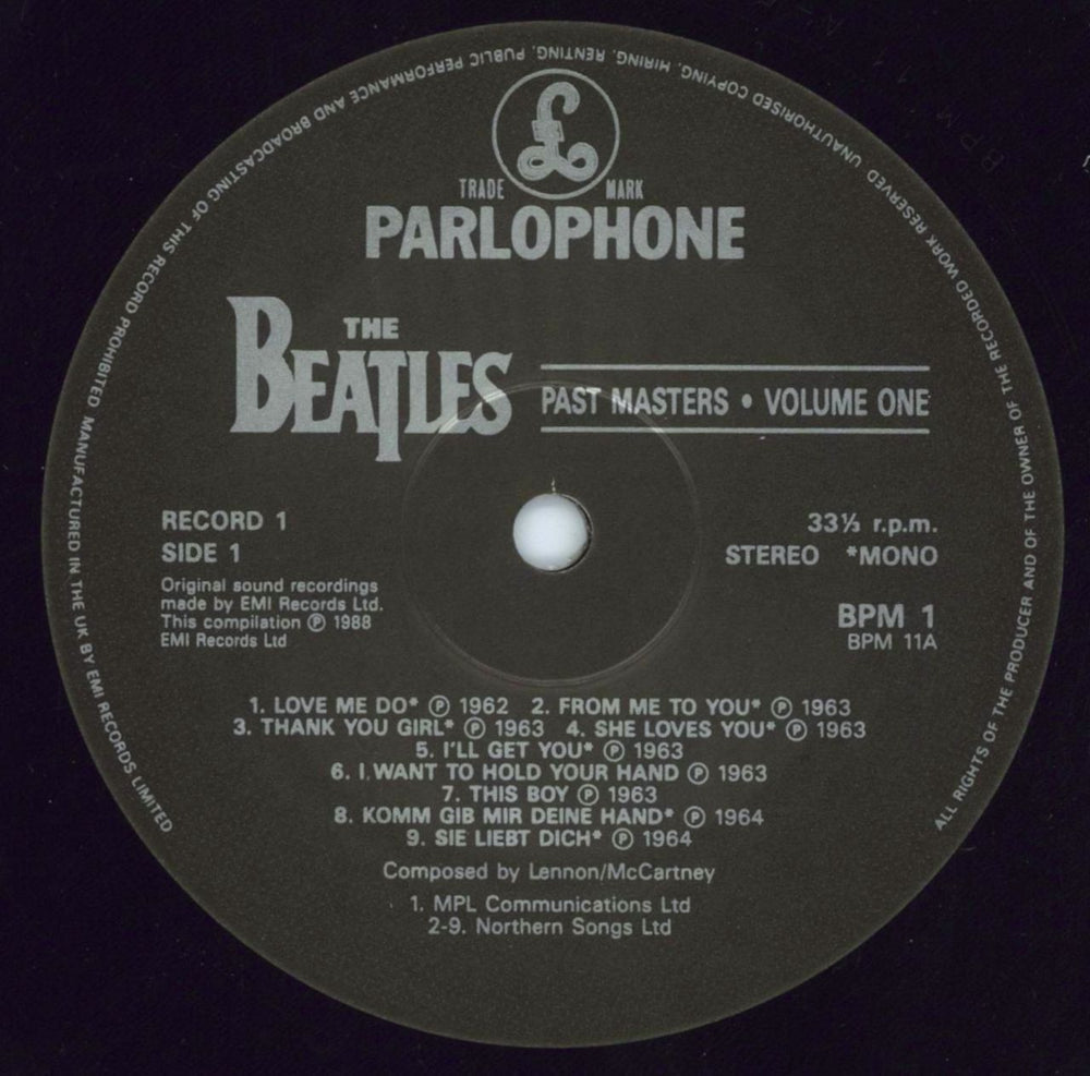 The Beatles Past Masters - Volumes One & Two UK 2-LP vinyl record set (Double LP Album) BTL2LPA811182