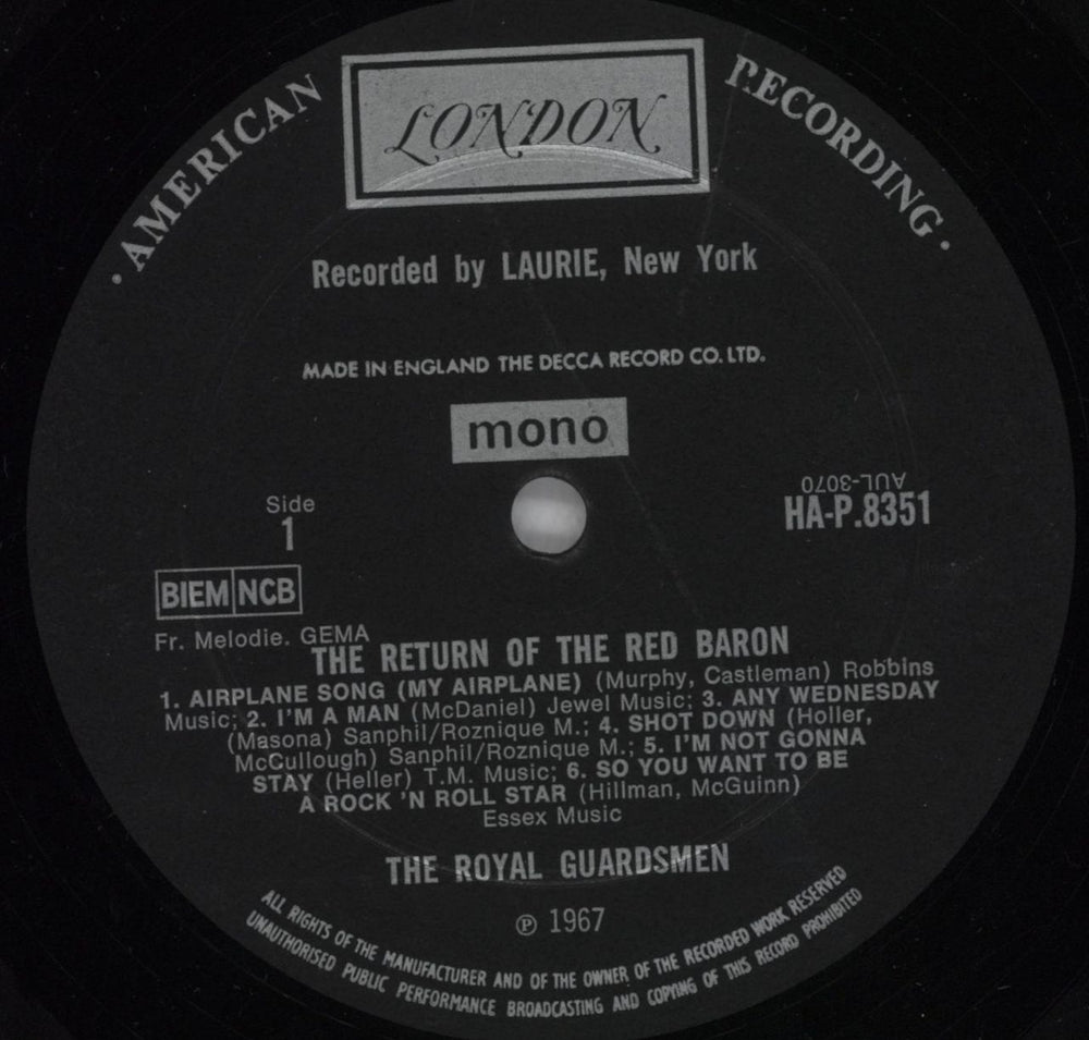 The Royal Guardsmen The Return Of The Red Baron -EX UK vinyl LP album (LP record) T51LPTH824034
